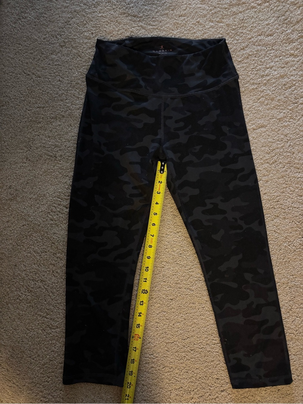 Danskin Black 3/4 length Camouflage Leggings